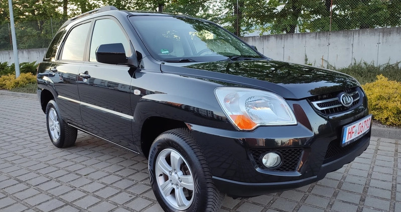 Kia Sportage cena 24900 przebieg: 141000, rok produkcji 2010 z Kostrzyn małe 781